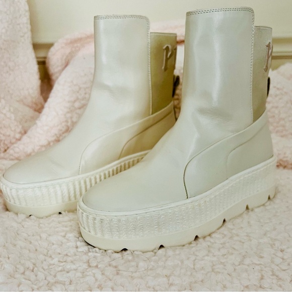 EUC PUMA x FENTY Rihanna Collection Chelsea Sneaker Boot Creepers Women’s 7.5 - Picture 2 of 10